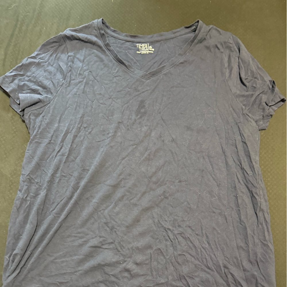 Time and Tru Women's Short Sleeve Tee - Dark Gray